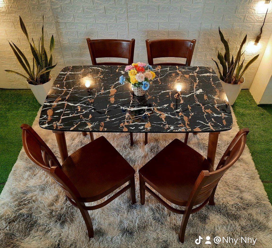Bàn ghế gỗ 05