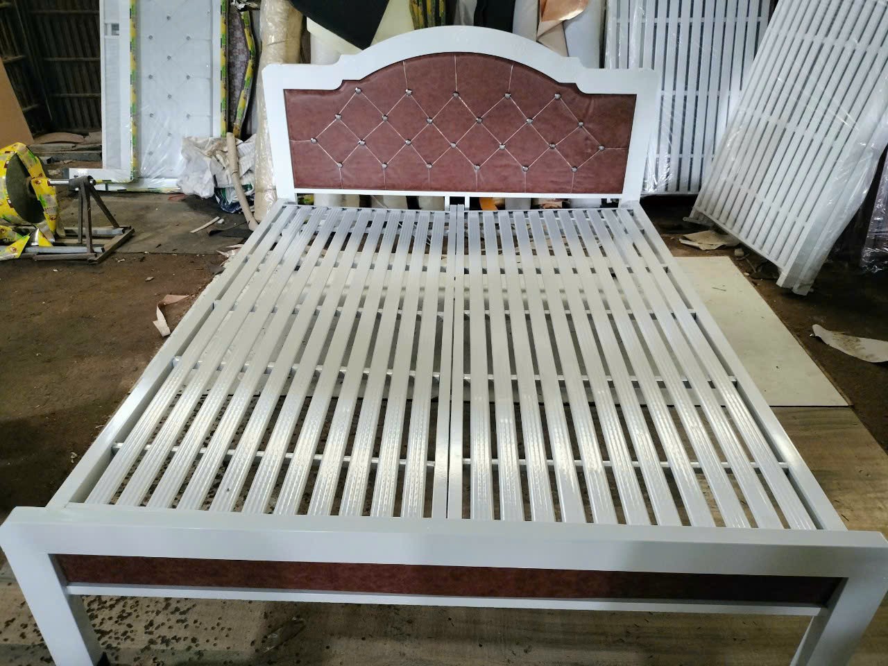 Giường sắt 10
