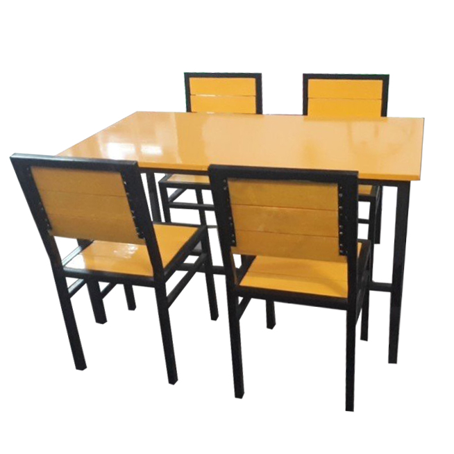 Bàn ghế gỗ