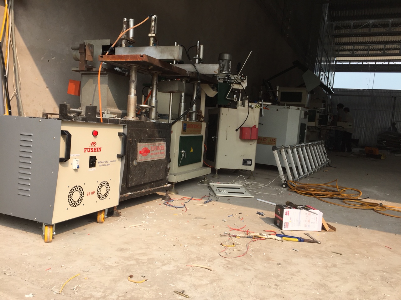 DỰ ÁN LẮP ĐẶT MÁY BIẾN ÁP 1 PHA RA 3 PHA Ở CẦN THƠ