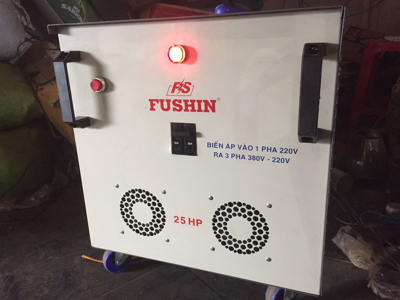 hình hoạt động 5, máy biến áp 1pha ra 3pha