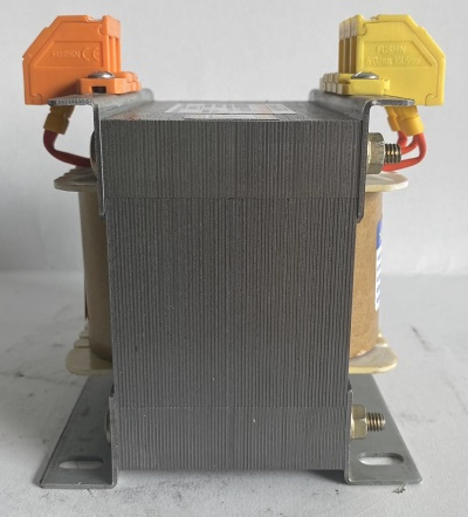 Biến áp cách ly 380V/220V/24V - 2A(440VA)