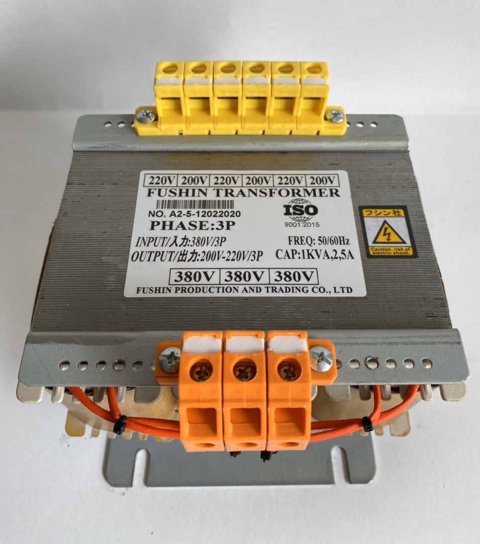 Biến áp 3P cách ly - 8KVA