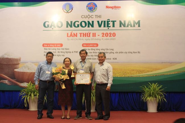 Gạo ngon nhất Việt Nam năm 2020 vừa được xướng tên, là gạo gì?