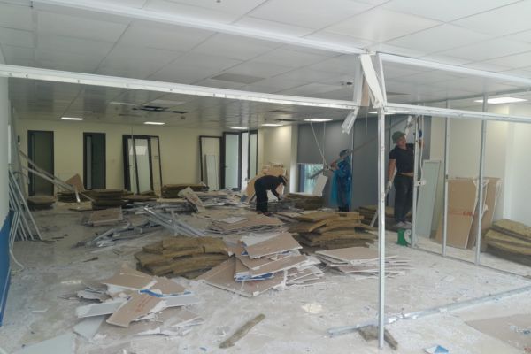 Phá trần thạch cao cần lưu ý những điểm gì