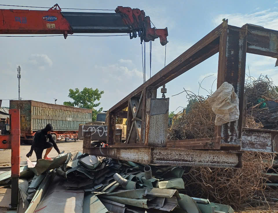 Thu mua phế liệu tận nơi tại Bình Chánh 
