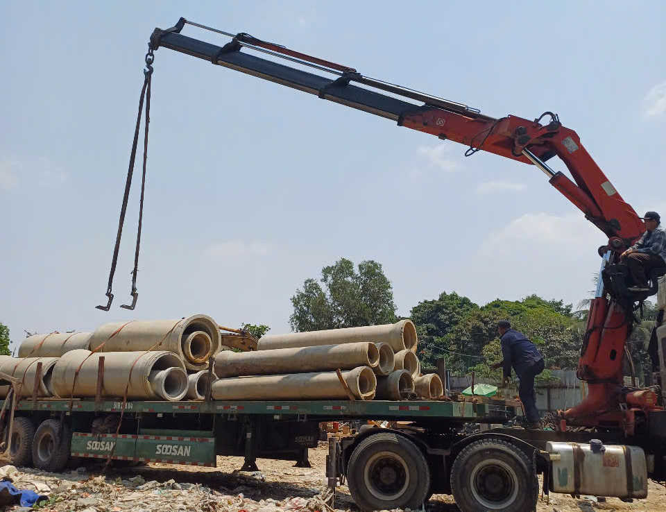 Thu mua phế liệu tận nơi tại Hóc Môn 