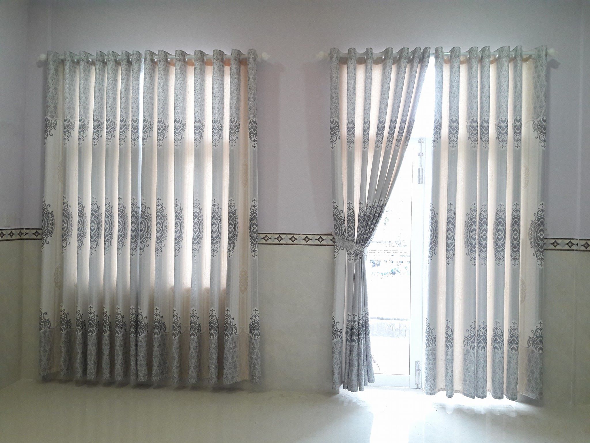 Curtain for the living room of District 1