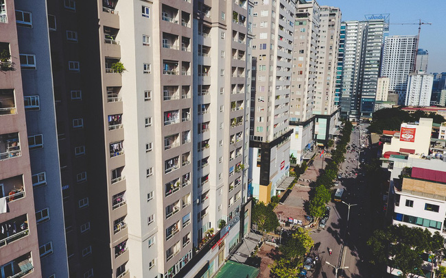 Nhức nhối chuyện “nhồi cao ốc”, điều chỉnh hạ tầng ở đô thị lớn