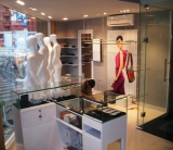 Nội thất showroom 2en 2