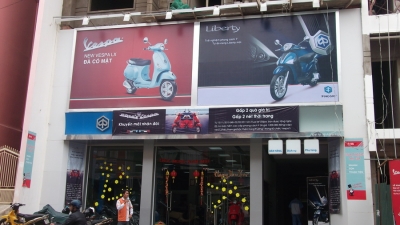 Bảng hiệu Piagio