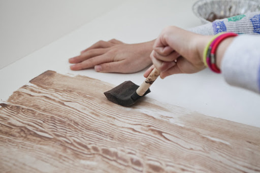 Làm thế nào để sơn giả đá, giả cổ cho đồ gỗ
