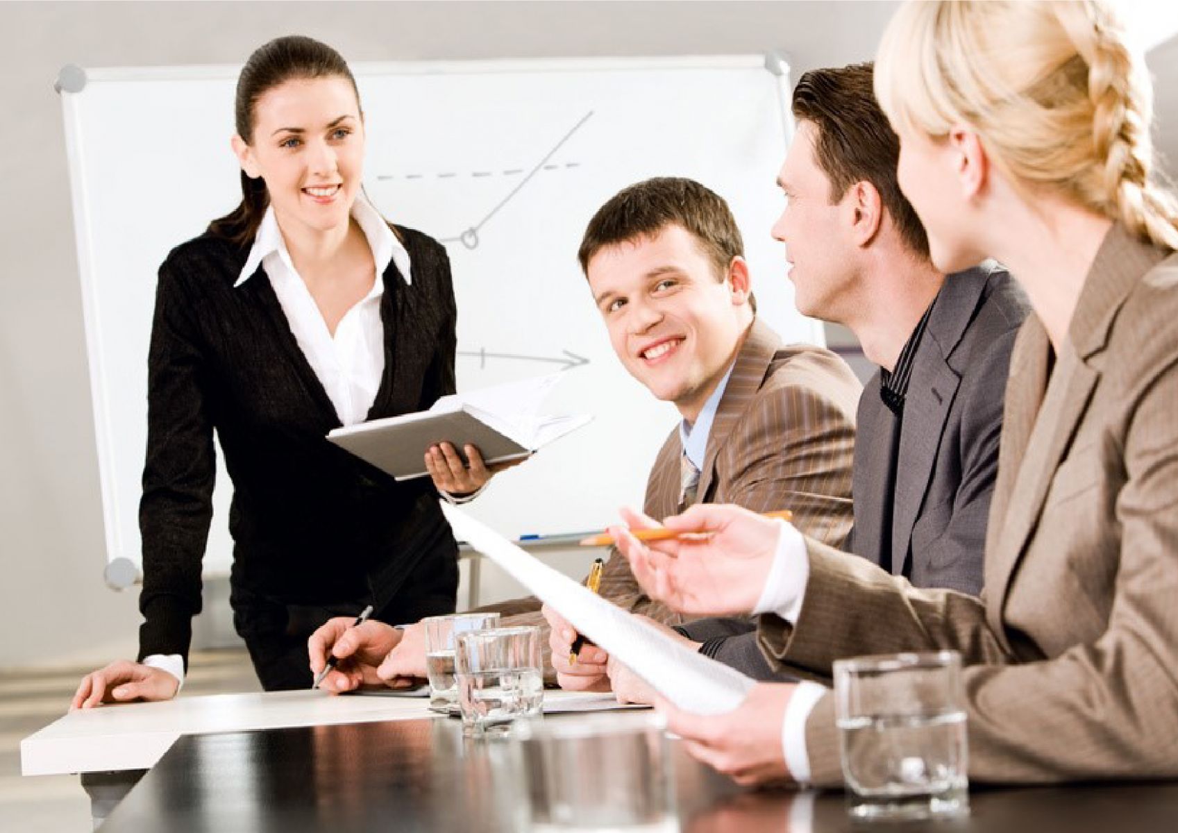 Những lưu ý khi thiết kế lại bộ nhận diện thương hiệu