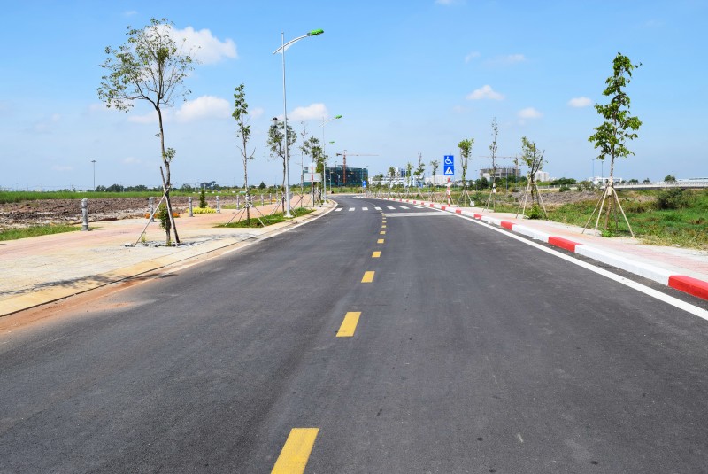 Đường D9 – SaiGon Hitech Park (Khu công nghệ cao Quận 9, TP HCM)