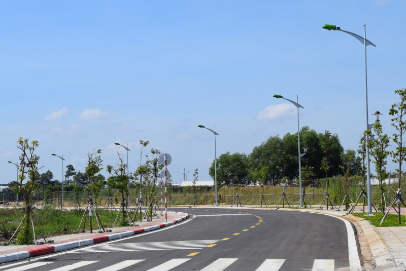 Đường D9 – SaiGon Hitech Park (Khu công nghệ cao Quận 9, TP HCM)