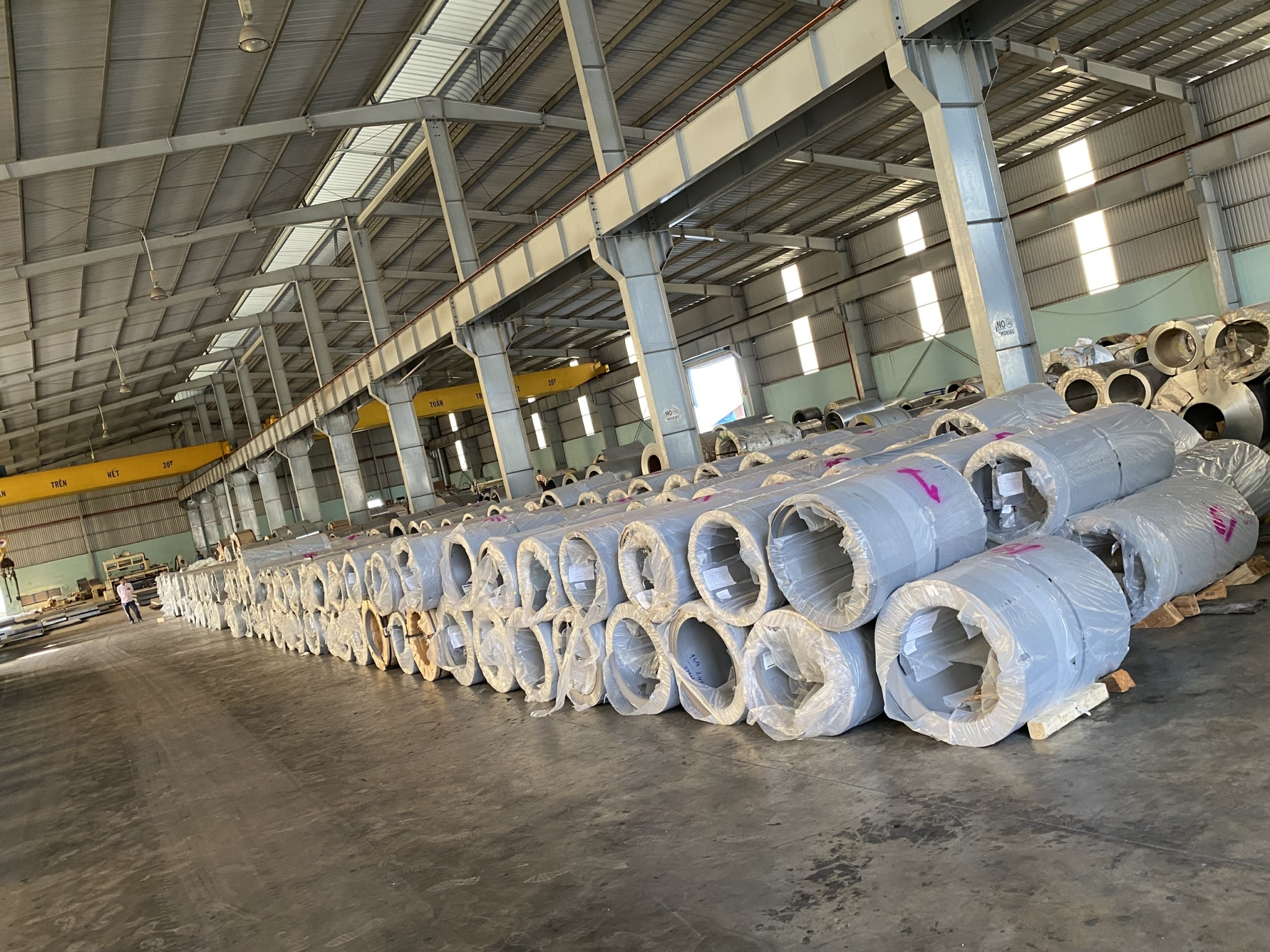 Tôn Nhũ Xám - Mạ Chì - GA ( Gavalnneal steel coil)