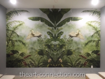 Thi công tranh dán tường tại nhà anh Bình, quận 3, TP.HCM