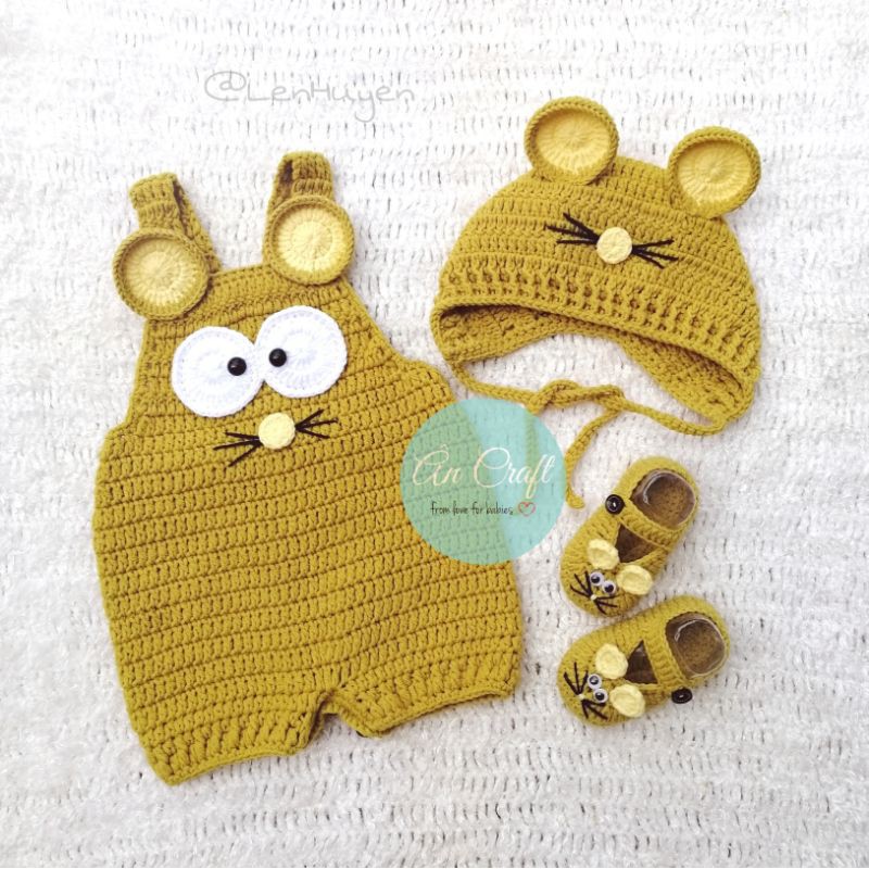 Quần áo đan len trẻ em