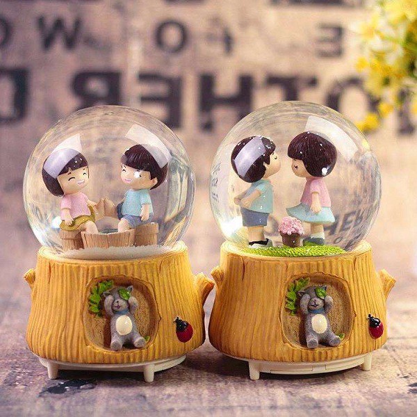 Cầu tuyết lưu niệm cặp đôi