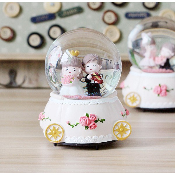 Cầu tuyết lưu niệm đám cưới