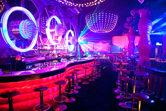 Bar 02