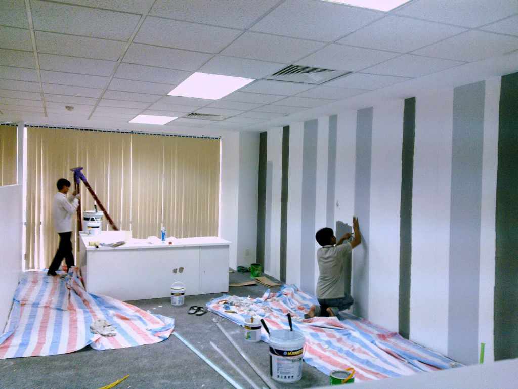 THI CÔNG SƠN LÀM MỚI VĂN PHÒNG CTY BÌNH AN , QUẬN 3
