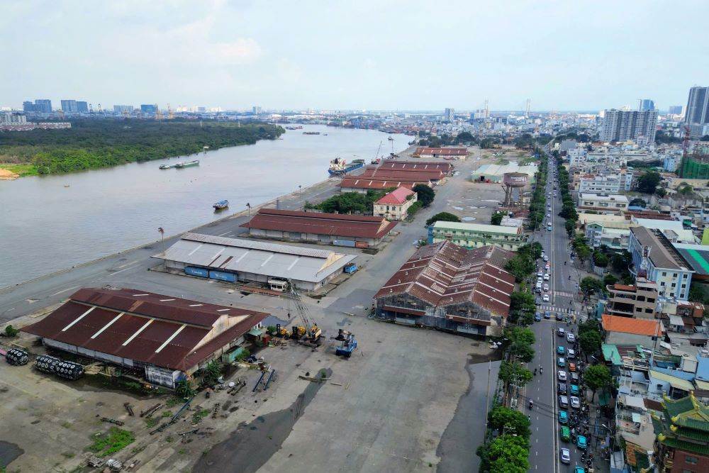 TP.HCM thống nhất mở rộng đường Nguyễn Tất Thành, xây mới cầu Tân Thuận 1