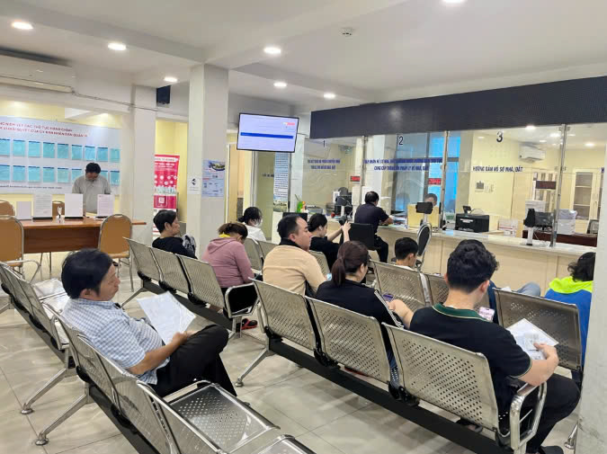 Ngưng Trệ Giao Dịch Nhà Đất Ở TP HCM: Vấn Đề Thuế Đang Cản Trở Thị Trường