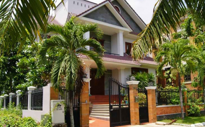 Cách khắc phục tình trạng nhà bị đường đâm thẳng vào