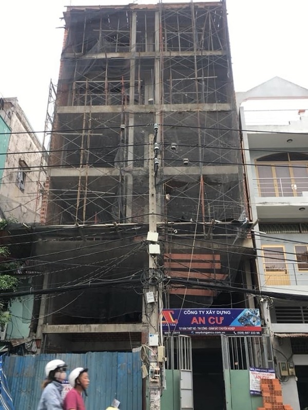 Công trình xây dựng nhà phố đang được tiến hành