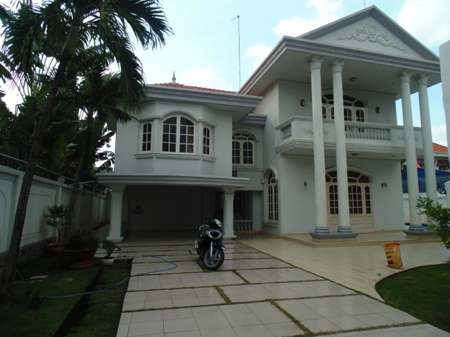 Thi công hoàn thiện biệt thự quận 2