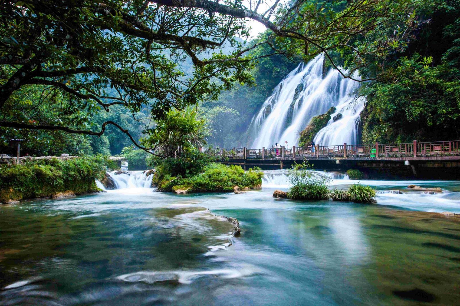 TOUR DU LỊCH: HÀ NỘI – QUÝ DƯƠNG – LỆ BA ĐẠI TIỂU THẤT KHỔNG - THIÊN MỘ MIÊU TRẠI – TRẤN VIỄN CỔ THÀNH