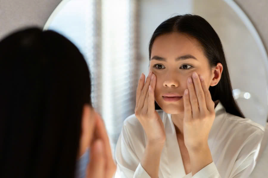 Cách khắc phục da sạm đen vào mùa thu đông